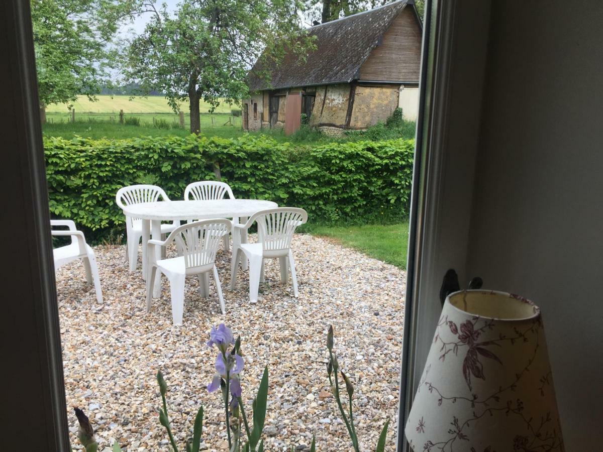 Charmante Maison Entre Les Pommiers Fresne-le-Plan エクステリア 写真